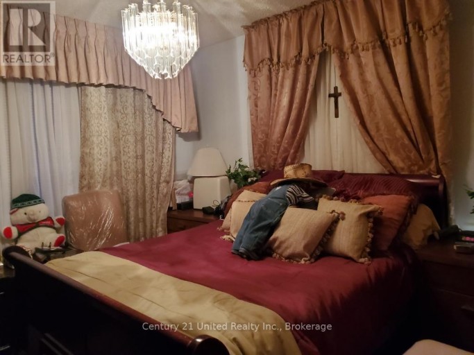 2085 SPRINGWOOD ROAD, Peterborough (Monaghan Ward 2), Ontario, K9K1N7
