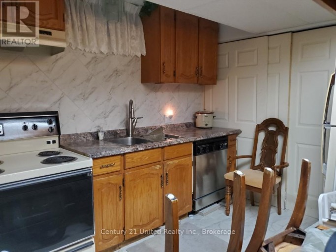 2085 SPRINGWOOD ROAD, Peterborough (Monaghan Ward 2), Ontario, K9K1N7