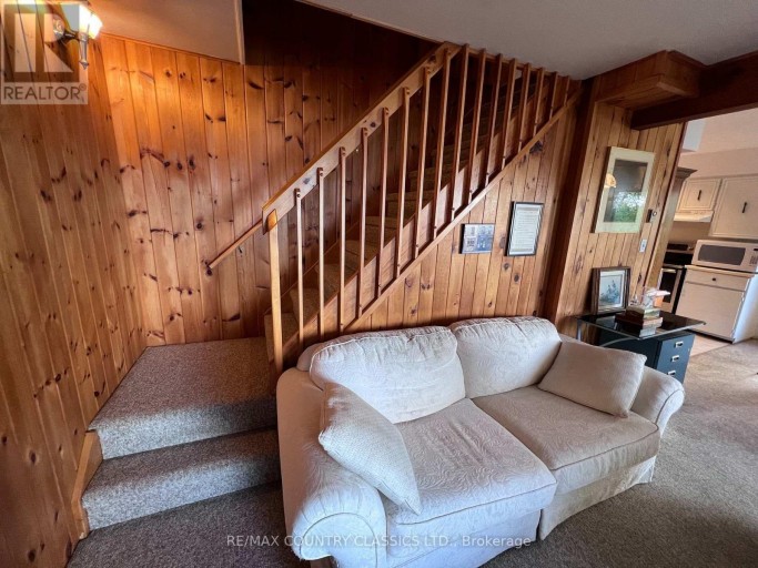 110 VILLAGE STREET, Hastings Highlands (Herschel Ward), Ontario, K0L1C0