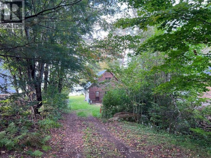 110 VILLAGE STREET, Hastings Highlands (Herschel Ward), Ontario, K0L1C0