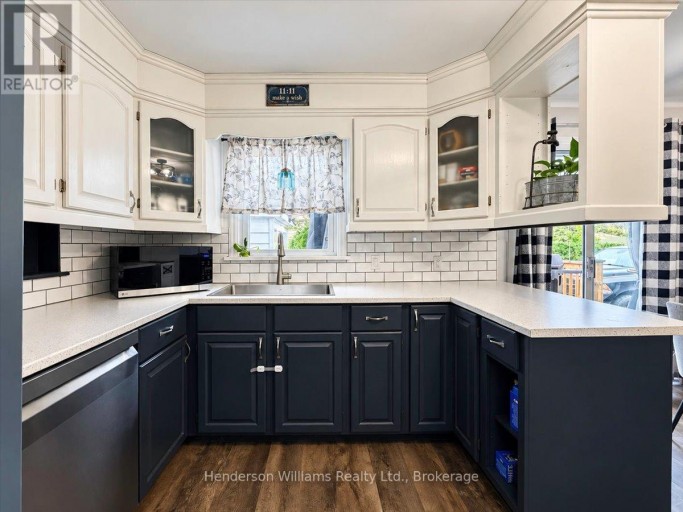 366 CANNIFTON ROAD N, Belleville (Thurlow Ward), Ontario, K0K1K0