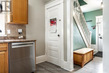 232 WEST GORE STREET Stratford Ontario photo 15