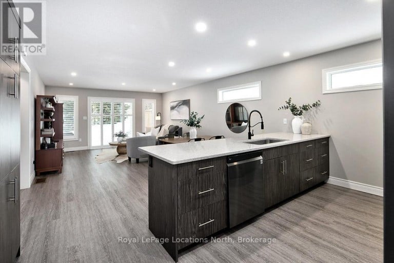 17 ELGIN STREET S, Blue Mountains, Ontario, N0H2P0
