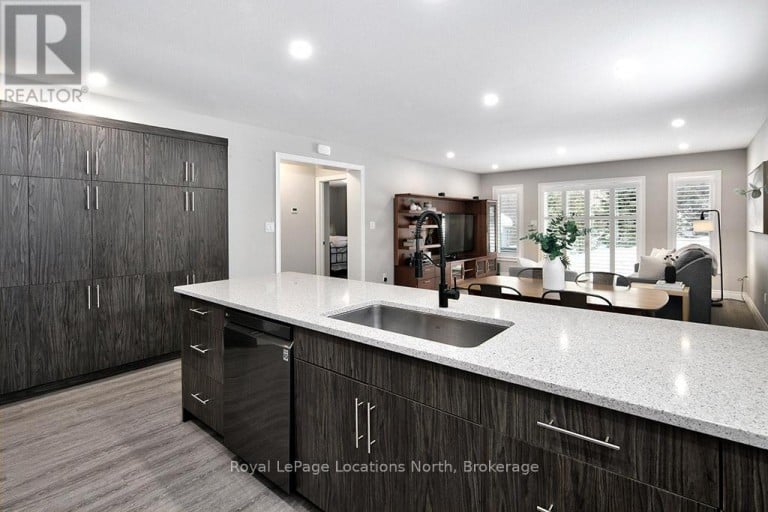 17 ELGIN STREET S, Blue Mountains, Ontario, N0H2P0