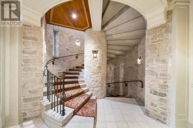 85 THE BRIDLE PATH Toronto (Bridle Path-Sunnybrook-York Mills) Ontario photo 15