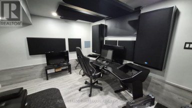 LOWER - 293 EGLINTON AVENUE E Toronto (Mount Pleasant East) Ontario photo 5