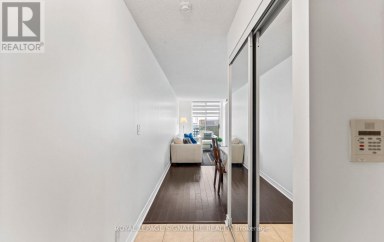 1411 - 212 EGLINTON AVENUE E Toronto (Mount Pleasant West) Ontario photo 4