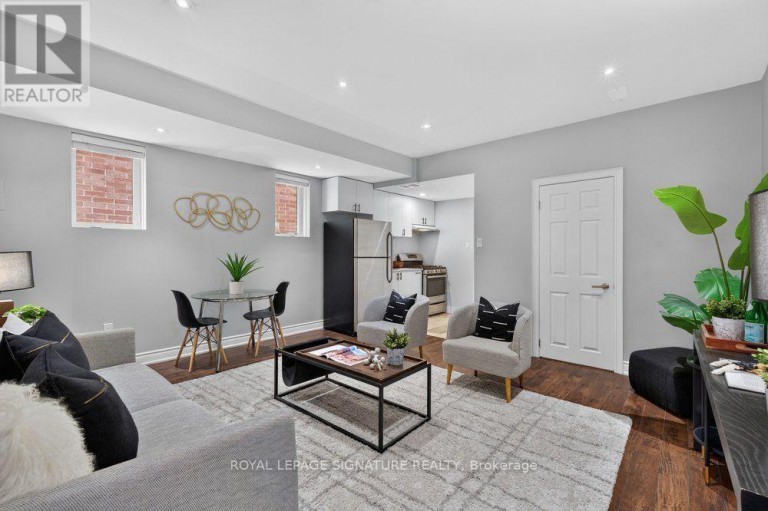 LOWER - 61B BEXHILL AVENUE, Toronto (Clairlea-Birchmount), Ontario, M1L3B7