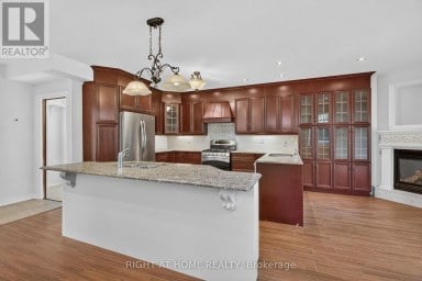 20 HOLGATE STREET Barrie (Allandale) Ontario photo 8