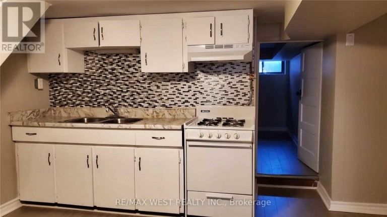 BSMT - 508 CONCORD AVENUE, Toronto (Dovercourt-Wallace Emerson-Junction), Ontario, M6H2P8