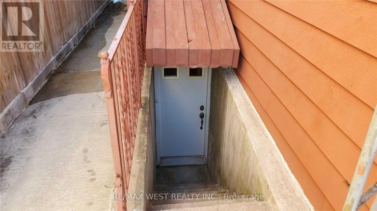 BSMT - 508 CONCORD AVENUE, Toronto (Dovercourt-Wallace Emerson-Junction), Ontario, M6H2P8