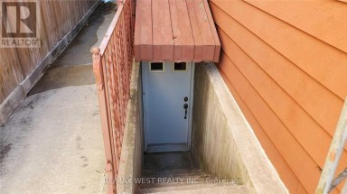 BSMT - 508 CONCORD AVENUE Toronto (Dovercourt-Wallace Emerson-Junction) Ontario photo 14