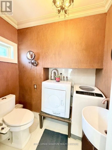 2263 HARCOURT CRESCENT, Mississauga (Lakeview), Ontario, L4Y1W3