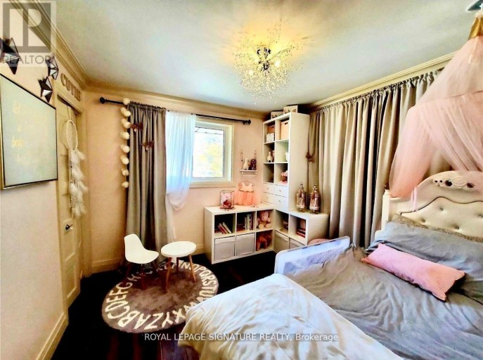 2263 HARCOURT CRESCENT, Mississauga (Lakeview), Ontario, L4Y1W3