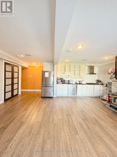 2263 HARCOURT CRESCENT, Mississauga (Lakeview), Ontario, L4Y1W3