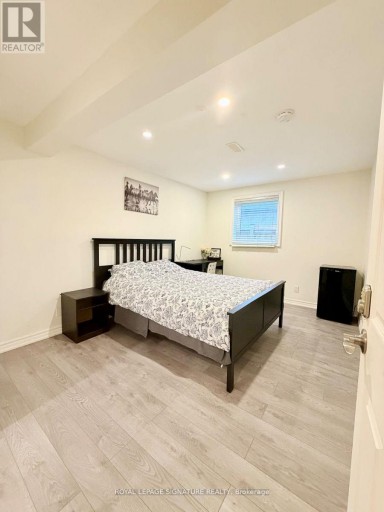 2263 HARCOURT CRESCENT, Mississauga (Lakeview), Ontario, L4Y1W3