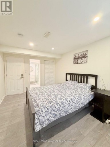 2263 HARCOURT CRESCENT, Mississauga (Lakeview), Ontario, L4Y1W3