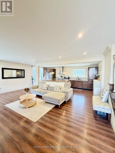 2263 HARCOURT CRESCENT, Mississauga (Lakeview), Ontario, L4Y1W3