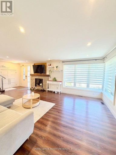 2263 HARCOURT CRESCENT, Mississauga (Lakeview), Ontario, L4Y1W3