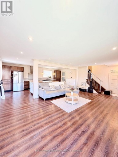 2263 HARCOURT CRESCENT, Mississauga (Lakeview), Ontario, L4Y1W3