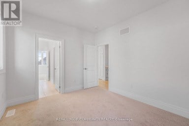 14 DONNYBROOK COURT Brampton (Vales of Castlemore) Ontario photo 28