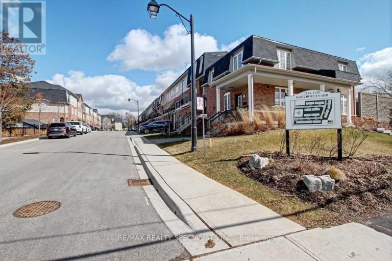 4 - 1117 HAIG BOULEVARD, Mississauga (Lakeview), Ontario, L5E2M6