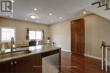 4 - 1117 HAIG BOULEVARD Mississauga (Lakeview) Ontario photo 8