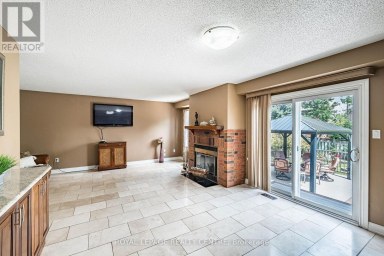 3211 DOVETAIL MEWS Mississauga (Erin Mills) Ontario photo 11