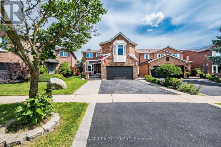 3211 DOVETAIL MEWS, Mississauga (Erin Mills), Ontario, L5L5K4
