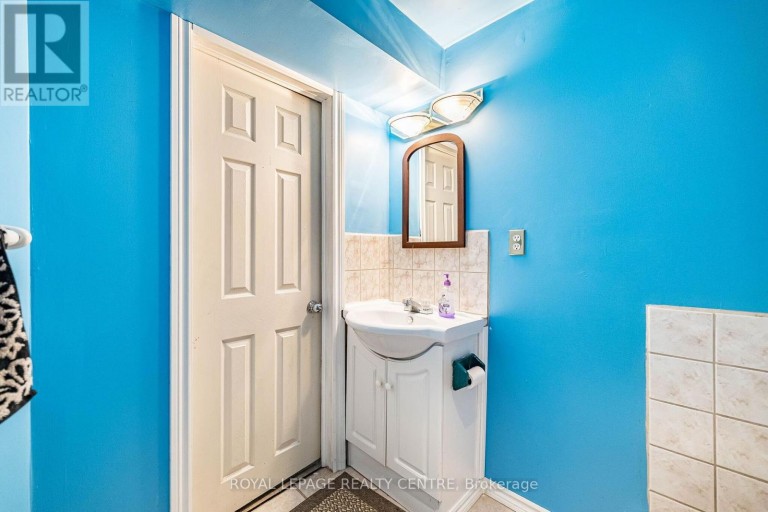 3211 DOVETAIL MEWS, Mississauga (Erin Mills), Ontario, L5L5K4