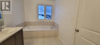 34 MILLCREEK DRIVE Loyalist (Odessa) Ontario photo 13