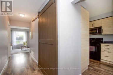 16 HAILEY COURT Clarington (Bowmanville) Ontario photo 4