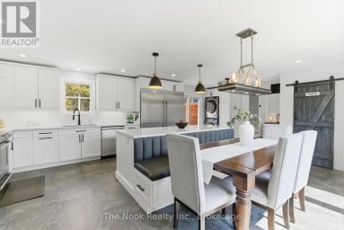 7704 LESKARD ROAD Clarington Ontario photo 10