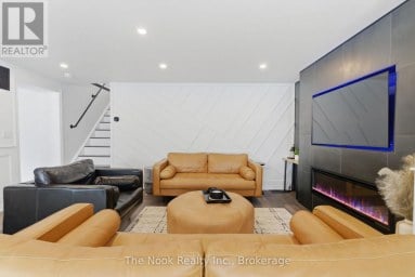 7704 LESKARD ROAD Clarington Ontario photo 14