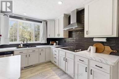 7704 LESKARD ROAD Clarington Ontario photo 30