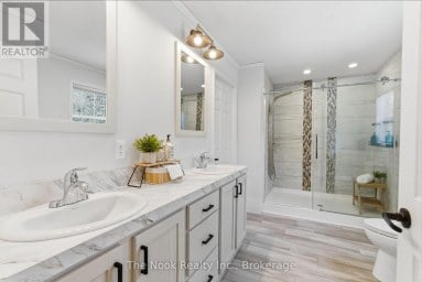 7704 LESKARD ROAD Clarington Ontario photo 41