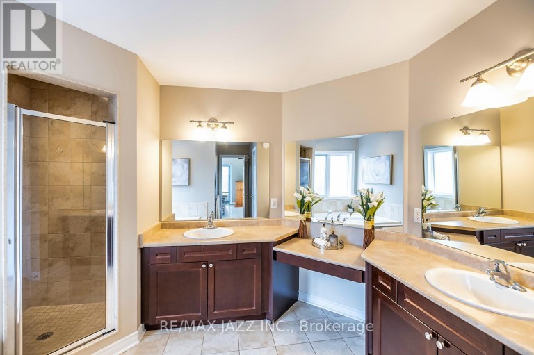 892 BARBADOS STREET, Oshawa (Northglen), Ontario, L1J0A5