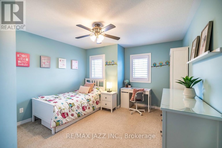 892 BARBADOS STREET, Oshawa (Northglen), Ontario, L1J0A5