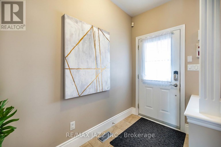 892 BARBADOS STREET, Oshawa (Northglen), Ontario, L1J0A5