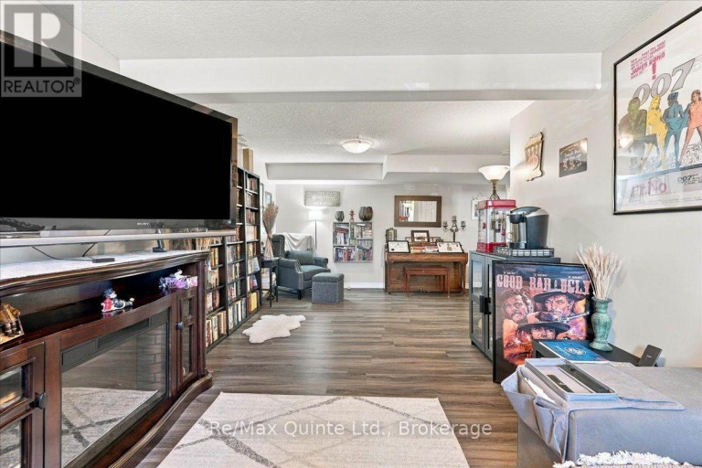 14 RIDGEVIEW LANE, Quinte West (Trenton Ward), Ontario, K8V5P8