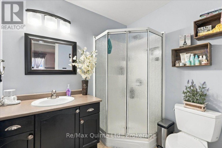 14 RIDGEVIEW LANE, Quinte West (Trenton Ward), Ontario, K8V5P8