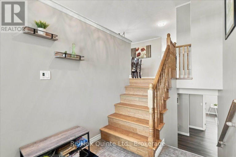14 RIDGEVIEW LANE, Quinte West (Trenton Ward), Ontario, K8V5P8