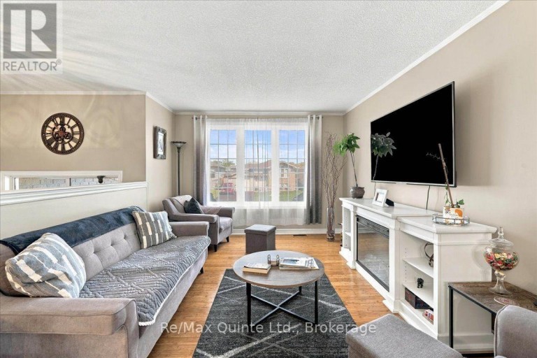 14 RIDGEVIEW LANE, Quinte West (Trenton Ward), Ontario, K8V5P8