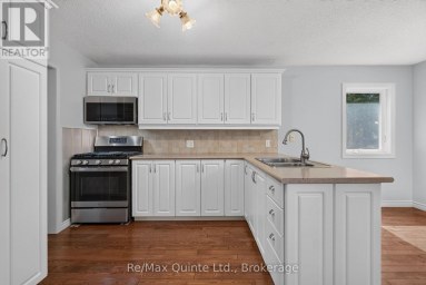 14 MCCAMON AVENUE Tweed (Tweed (Village)) Ontario photo 15