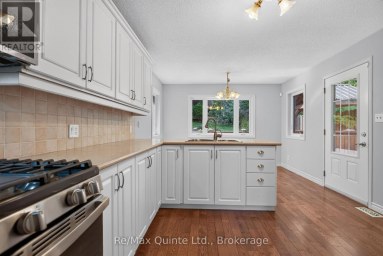 14 MCCAMON AVENUE Tweed (Tweed (Village)) Ontario photo 16