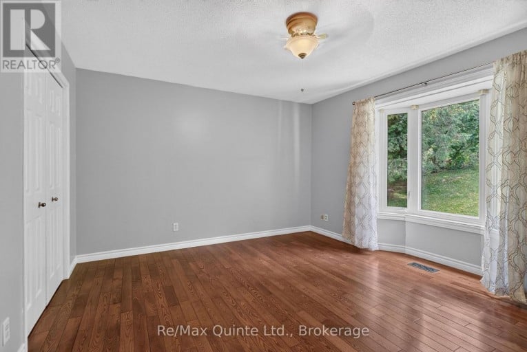 14 MCCAMON AVENUE, Tweed (Tweed (Village)), Ontario, K0K3J0