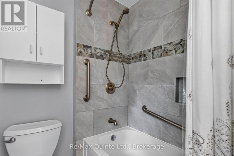 14 MCCAMON AVENUE, Tweed (Tweed (Village)), Ontario, K0K3J0