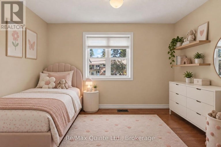14 MCCAMON AVENUE, Tweed (Tweed (Village)), Ontario, K0K3J0