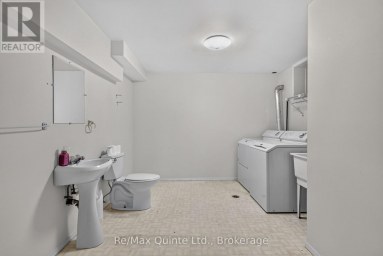 14 MCCAMON AVENUE Tweed (Tweed (Village)) Ontario photo 39