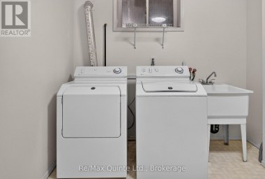14 MCCAMON AVENUE Tweed (Tweed (Village)) Ontario photo 41